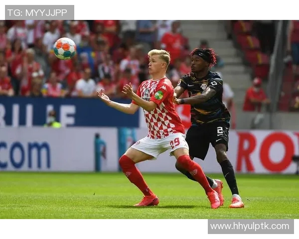 德甲豪门备战火热迎接新赛季挑战 德甲豪门备战火热迎接新赛季挑战