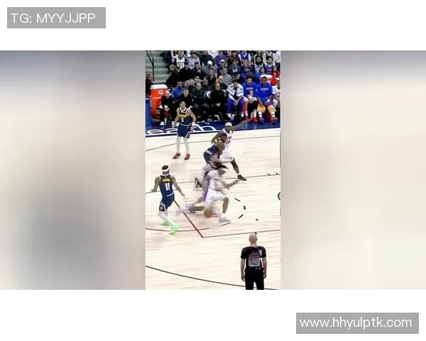 穆雷抢断瞬间展现绝佳防守技巧引发全场欢呼