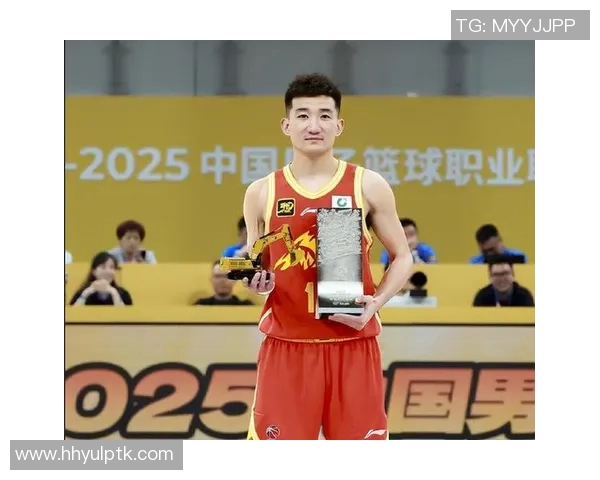 孙铭徽传球技艺解析与比赛中的关键时刻回顾 孙铭徽传球技艺解析与比赛中的关键时刻回顾