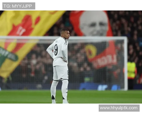 皇马主场不敌瓦伦西亚,齐达内遭遇连败危机加重 皇马主场不敌瓦伦西亚,齐达内遭遇连败危机加重